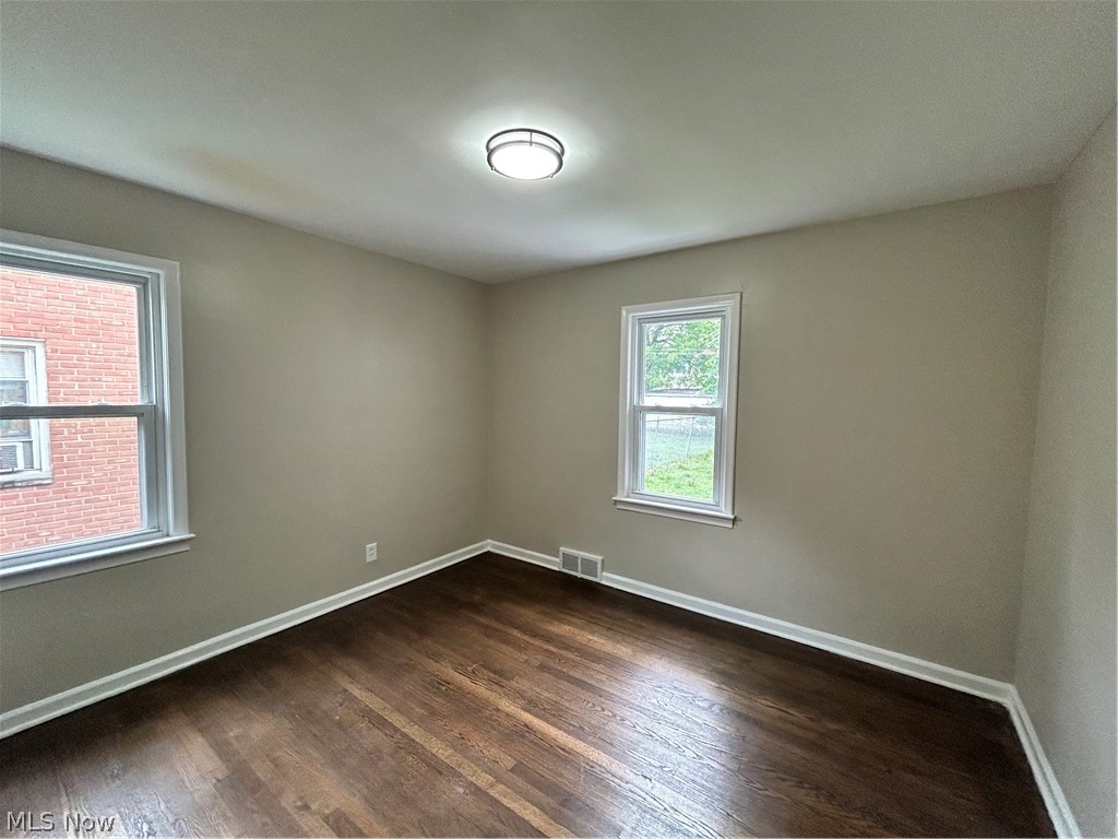 13099 Cedar Road Cleveland Heights, OH 44118 - Photo 18 of 35 Gallery Image 18