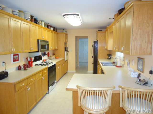 565 Windy Hill Road York, SC 29745 - Photo 4 of 15