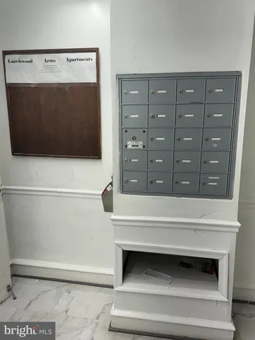 $999 | 6024-28 Larchwood Avenue, Philadelphia, PA 19143