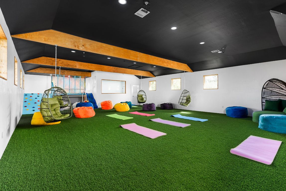 1116 Terjo Lane Austin, TX 78732 - Photo 29 of 40 a play room with furniture