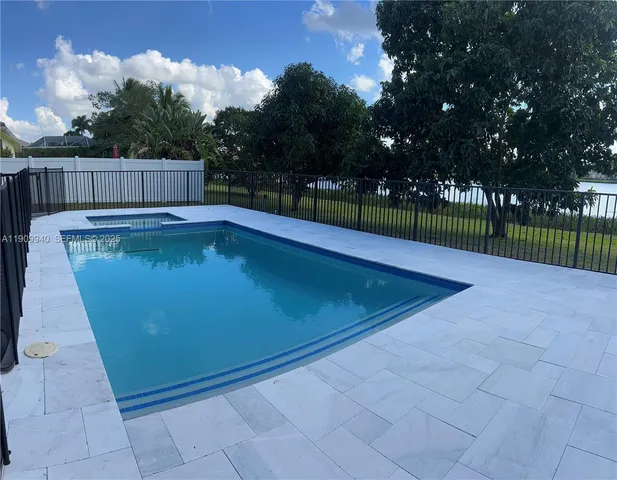 $6,500 | 10664 Paso Fino Drive, Lake Worth, FL 33449