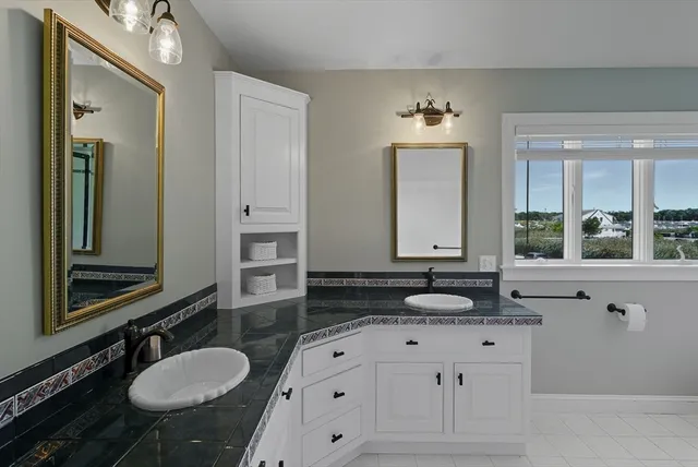 $2,200,000 | 2 River Street, Newburyport, MA 01950