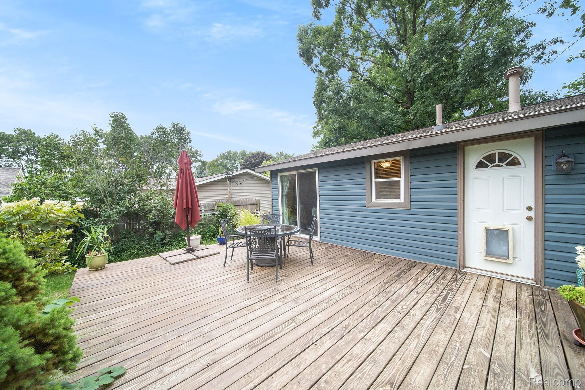667 Snyder Road Highland, MI 48357 - Photo 20 of 20 Bring the pets they are welcome too!