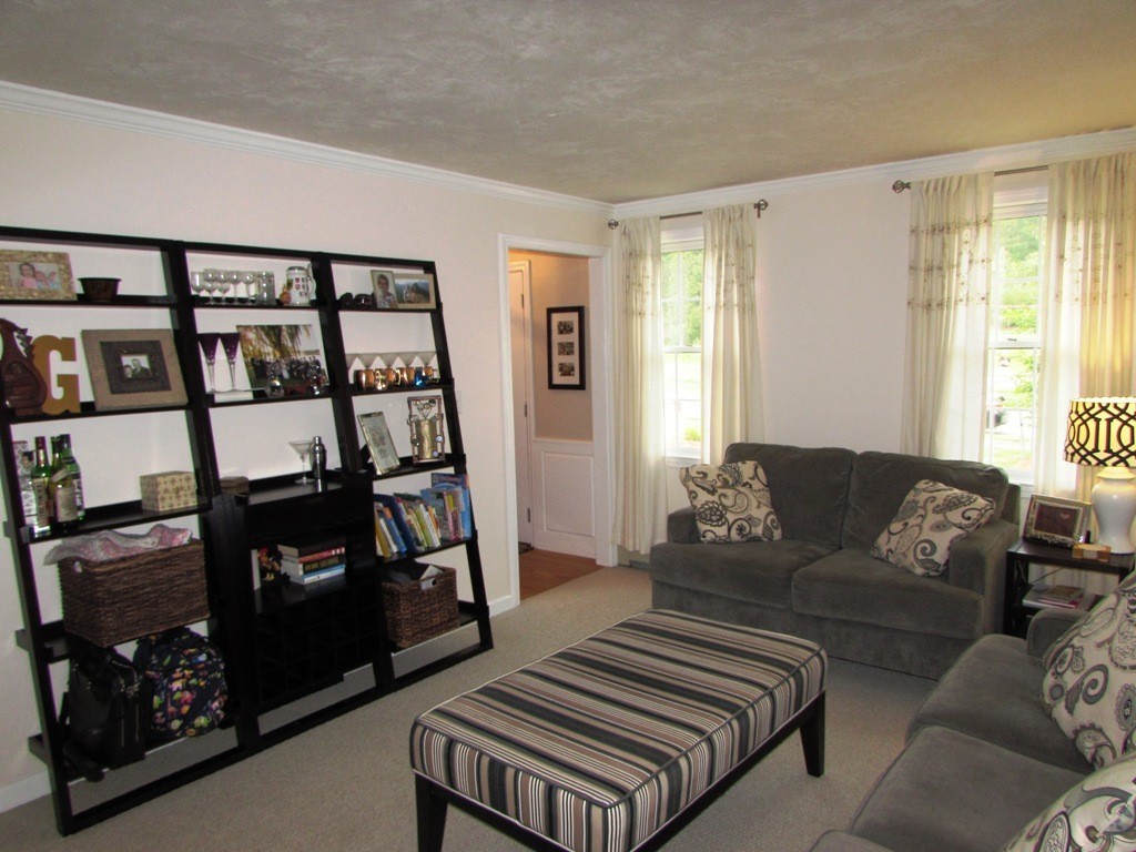 43 Ireta Road Shrewsbury, MA 01545 - Photo 14 of 30 Gallery Image 14