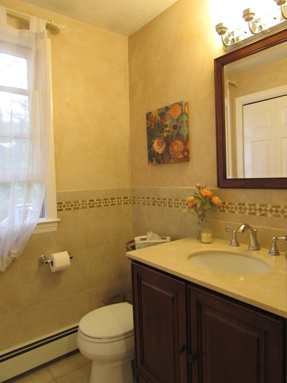 43 Ireta Road Shrewsbury, MA 01545 - Photo 16 of 30 Gallery Image 16