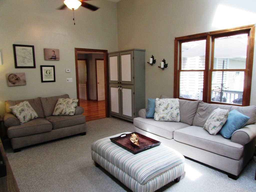 43 Ireta Road Shrewsbury, MA 01545 - Photo 4 of 30 Gallery Image 4
