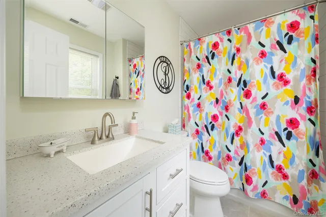 $440,000 | 3 Deer Crossing Drive, Fishkill, NY 12524