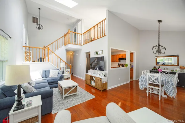 $440,000 | 3 Deer Crossing Drive, Fishkill, NY 12524