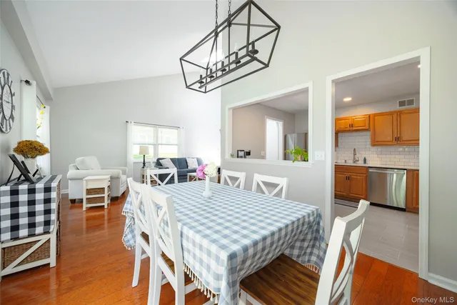 $440,000 | 3 Deer Crossing Drive, Fishkill, NY 12524