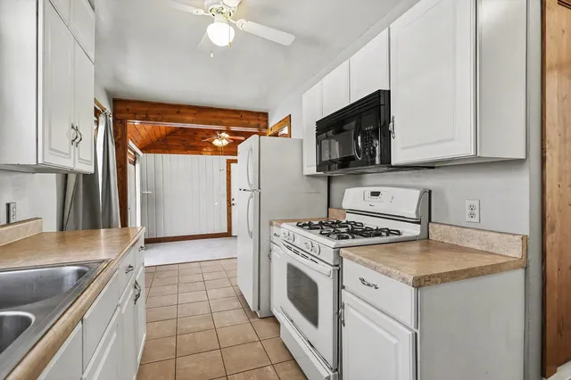 $164,900 | 56 Brown Drive, Battle Creek, MI 49017