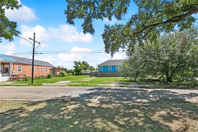 2405 St Roch Avenue New Orleans, LA 70117 - Photo 5 of 7