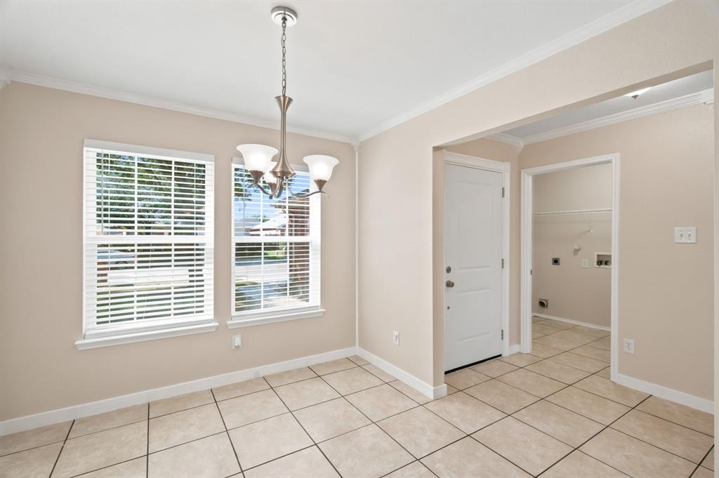 8475 Widgeon Way Dallas, TX 75249 - Photo 17 of 38