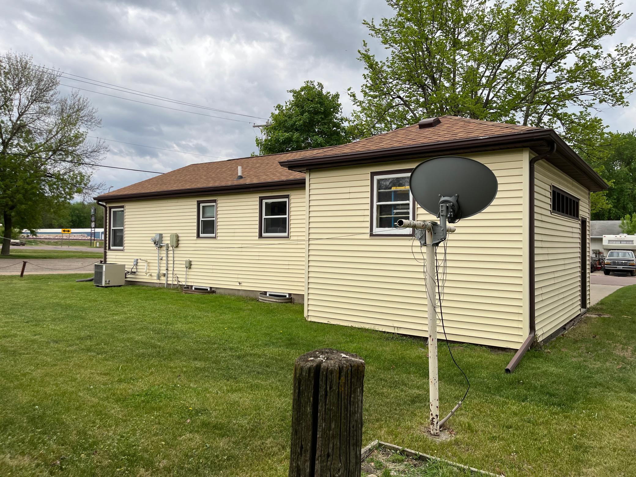 182 14th Street Windom, MN 56101 - Photo 31 of 32