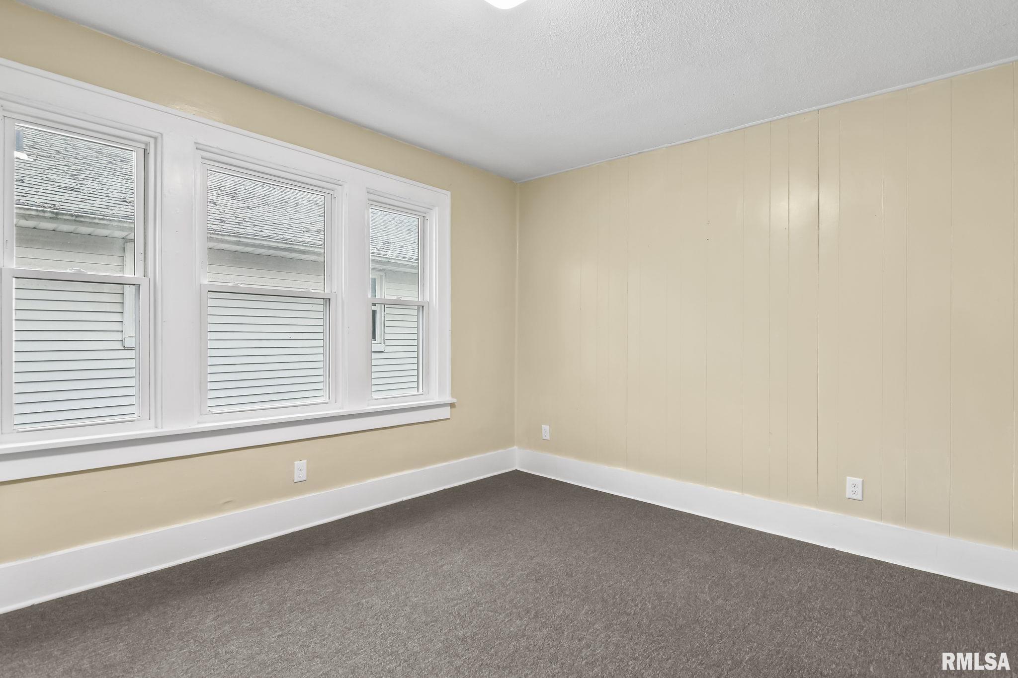 620 East Keys Avenue Springfield, IL 62702 - Photo 15 of 34