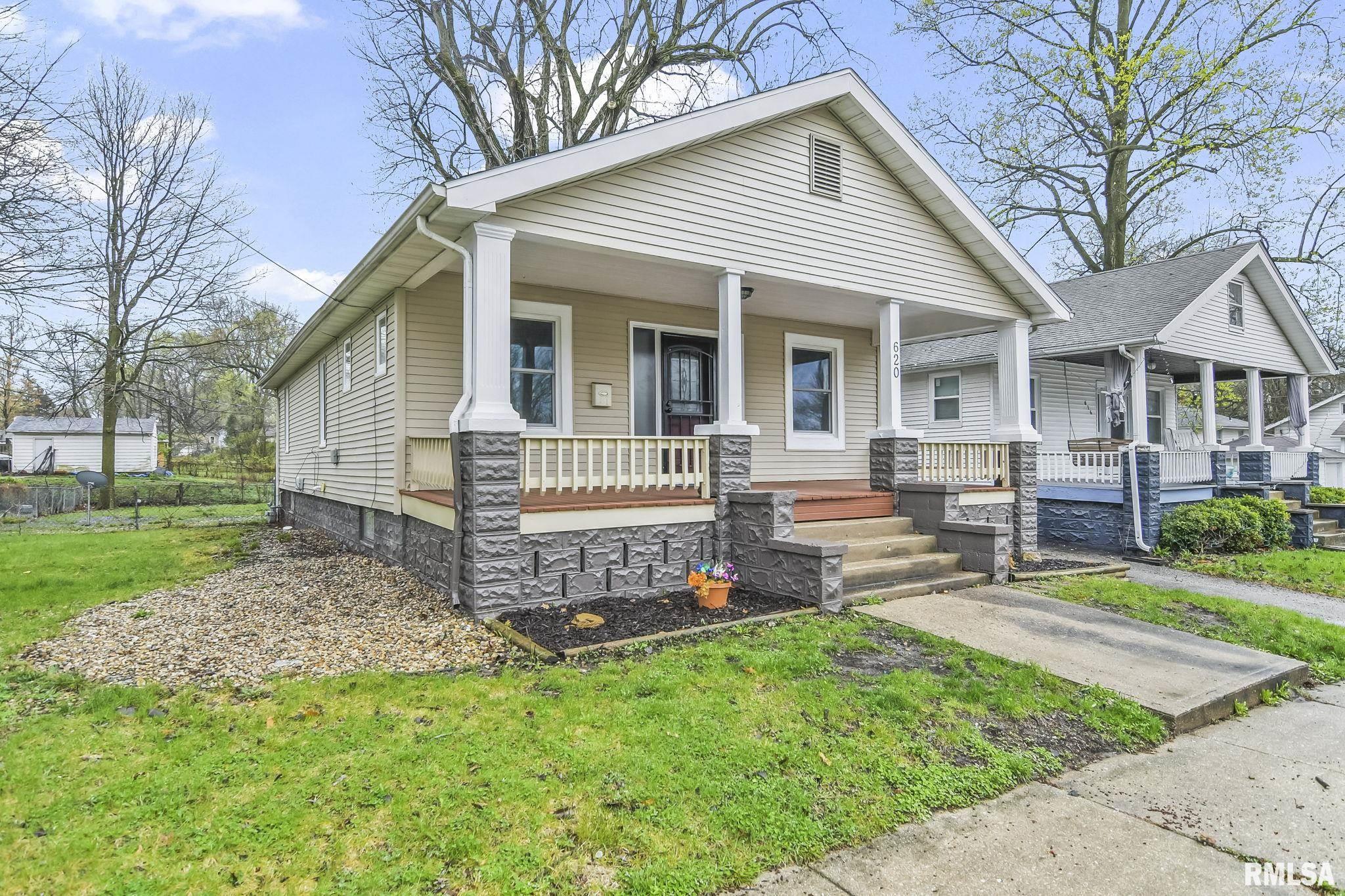 620 East Keys Avenue Springfield, IL 62702 - Photo 2 of 34