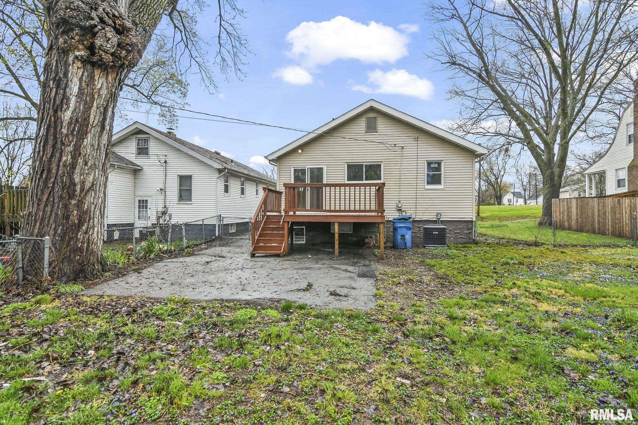 620 East Keys Avenue Springfield, IL 62702 - Photo 31 of 34