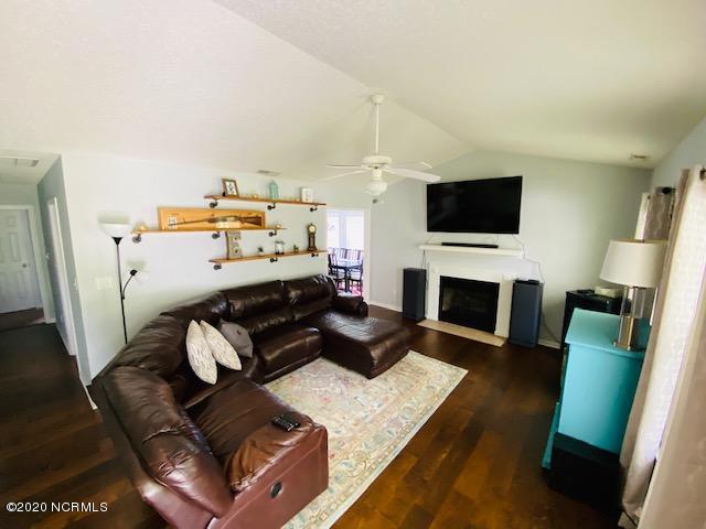 310 Newport Loop Road Newport, NC 28570 - Photo 12 of 47 IMG_6699