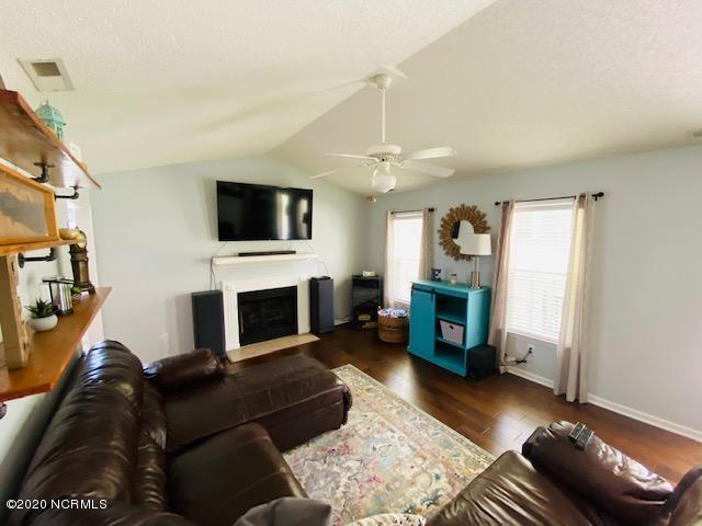 310 Newport Loop Road Newport, NC 28570 - Photo 13 of 47 IMG_6700