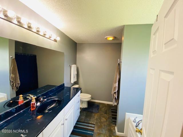 310 Newport Loop Road Newport, NC 28570 - Photo 19 of 47 IMG_6706
