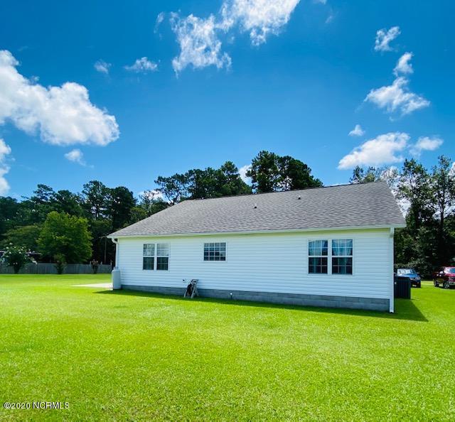 310 Newport Loop Road Newport, NC 28570 - Photo 41 of 47 IMG_6728