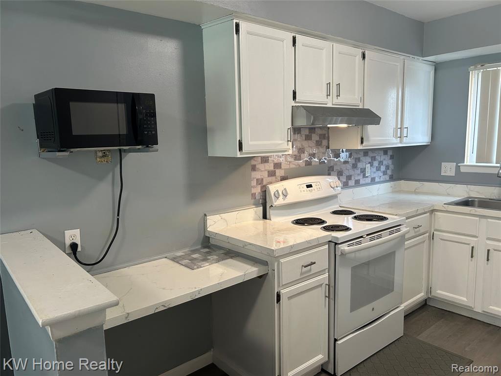 16036 West Eleven Mile Road Southfield, MI 48076 - Photo 7 of 22