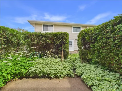 $199,000 | 776 Eastbrooke Lane, Brighton, NY 14618