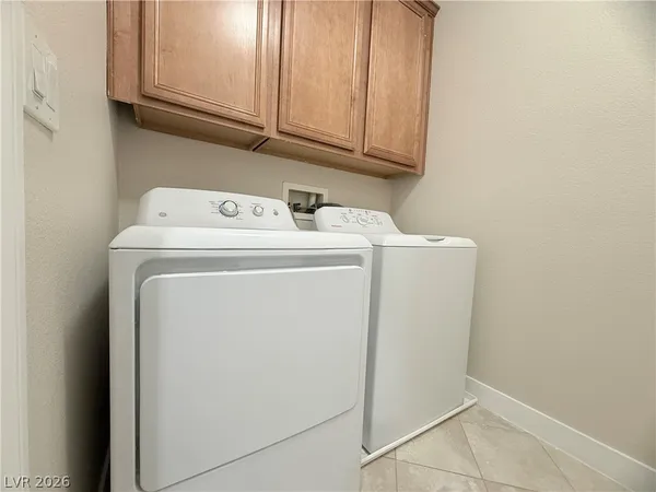 $2,500 | 11904 Amistoso Lane, Las Vegas, NV 89138