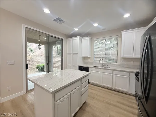 $2,500 | 11904 Amistoso Lane, Las Vegas, NV 89138