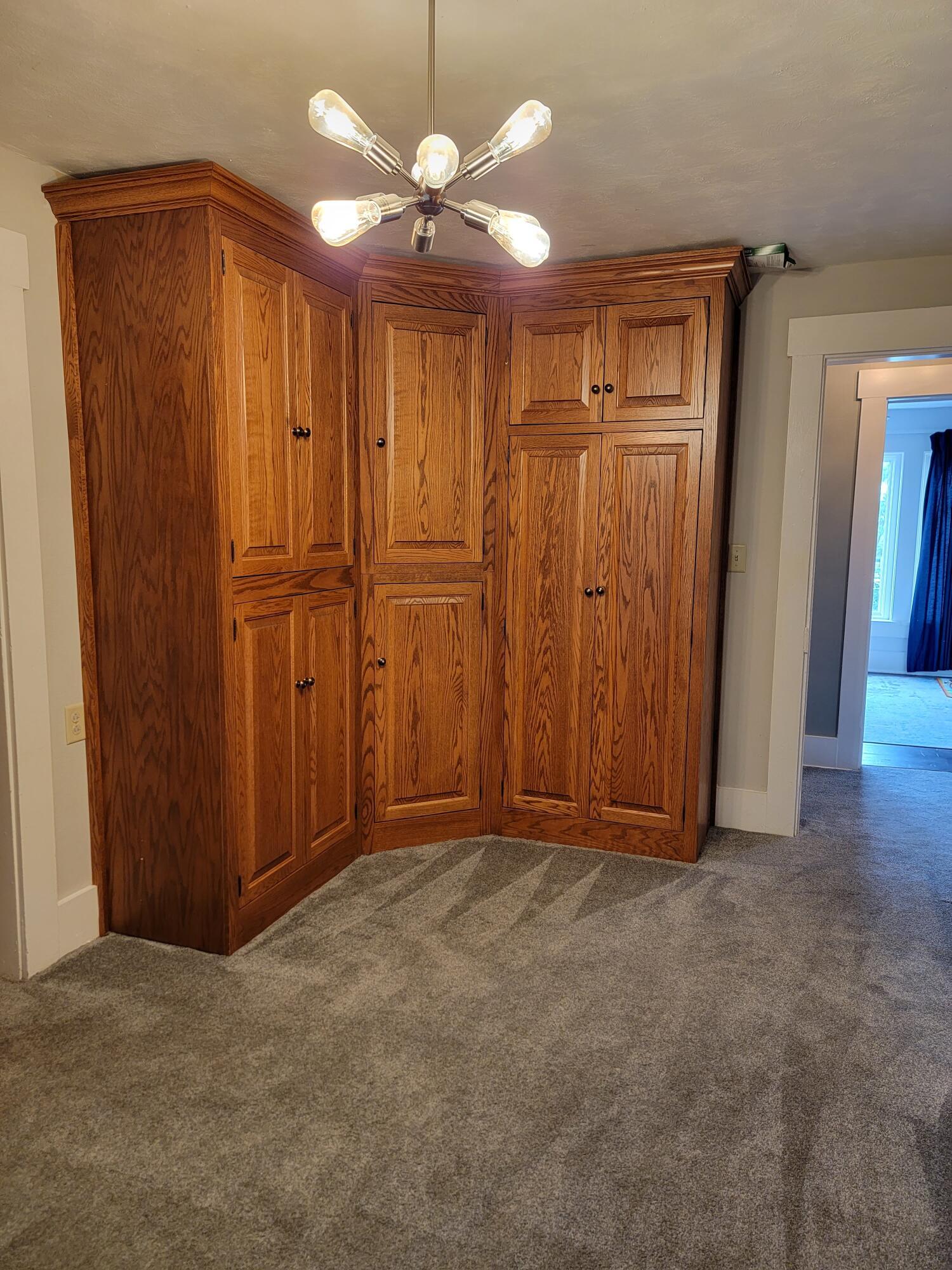 4403 Mechanicsburg Road Springfield, OH 45502 - Photo 23 of 38 DRESSING