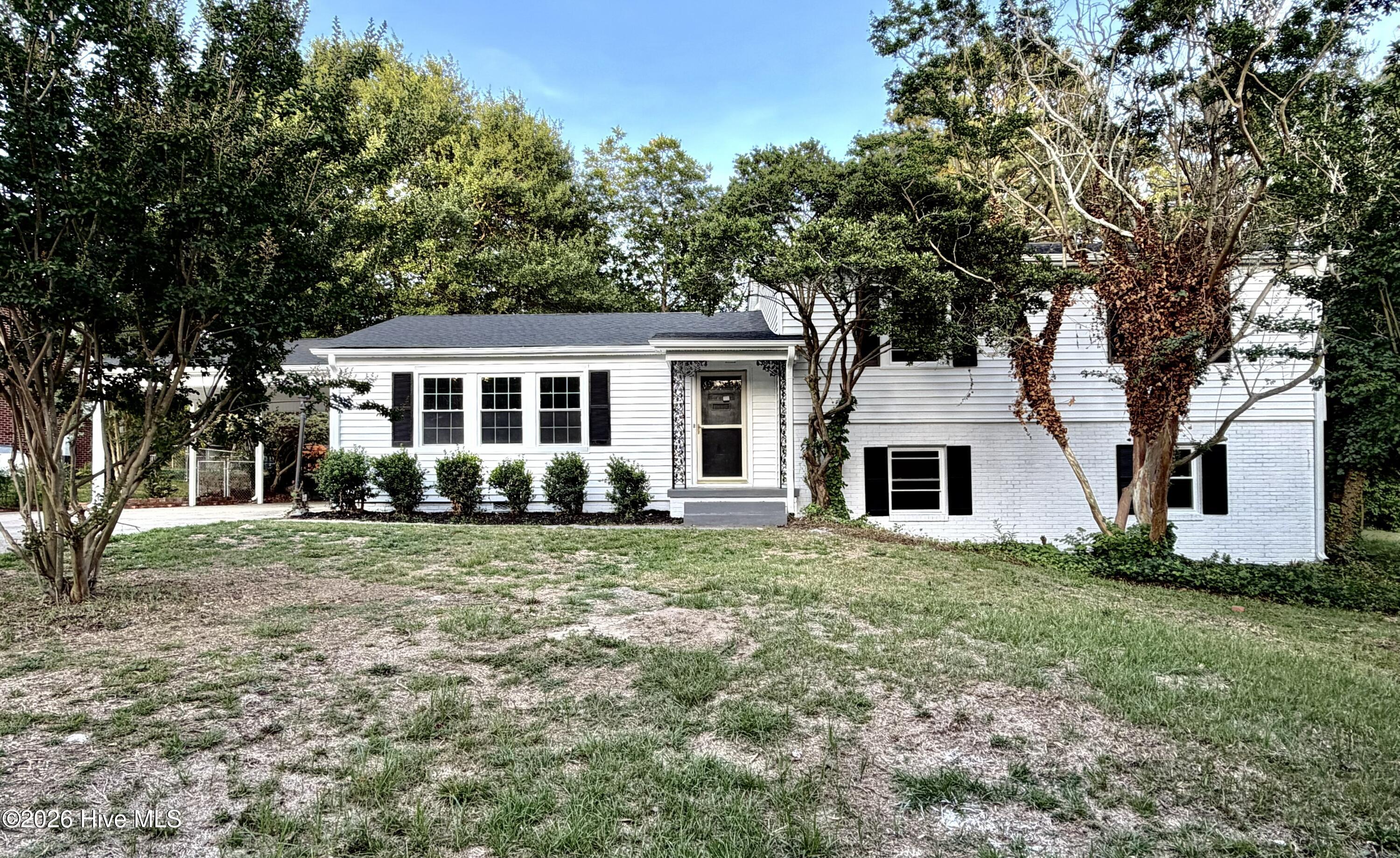 1806 North Friendly Road Goldsboro, NC 27530 - Photo 1 of 21 1806 N Friendly Road