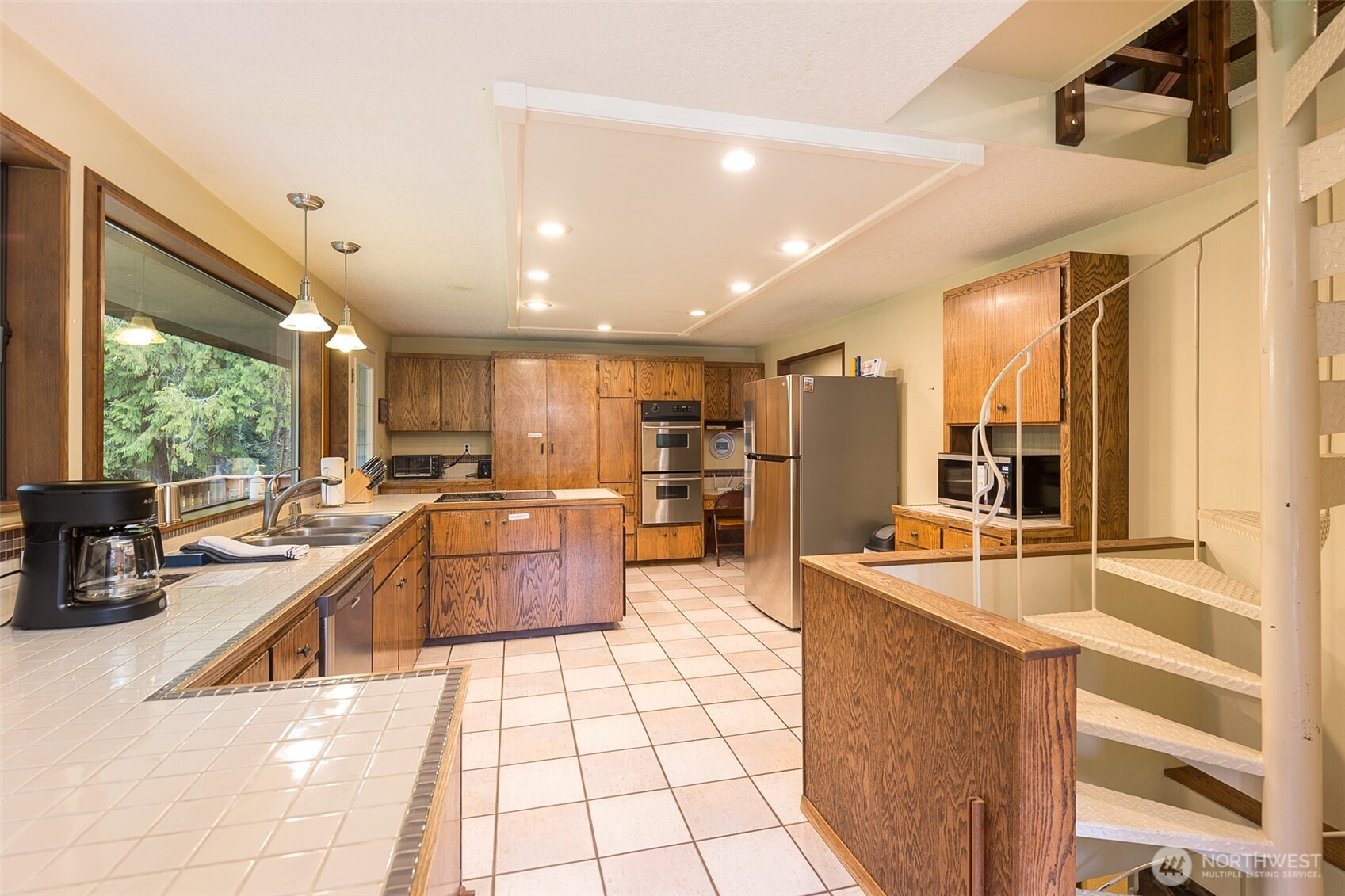 3547 Deer Park Road Port Angeles, WA 98362 - Photo 14 of 37