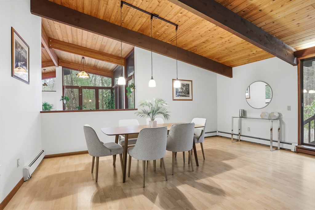 384 River Road Carlisle, MA 01741 - Photo 11 of 42