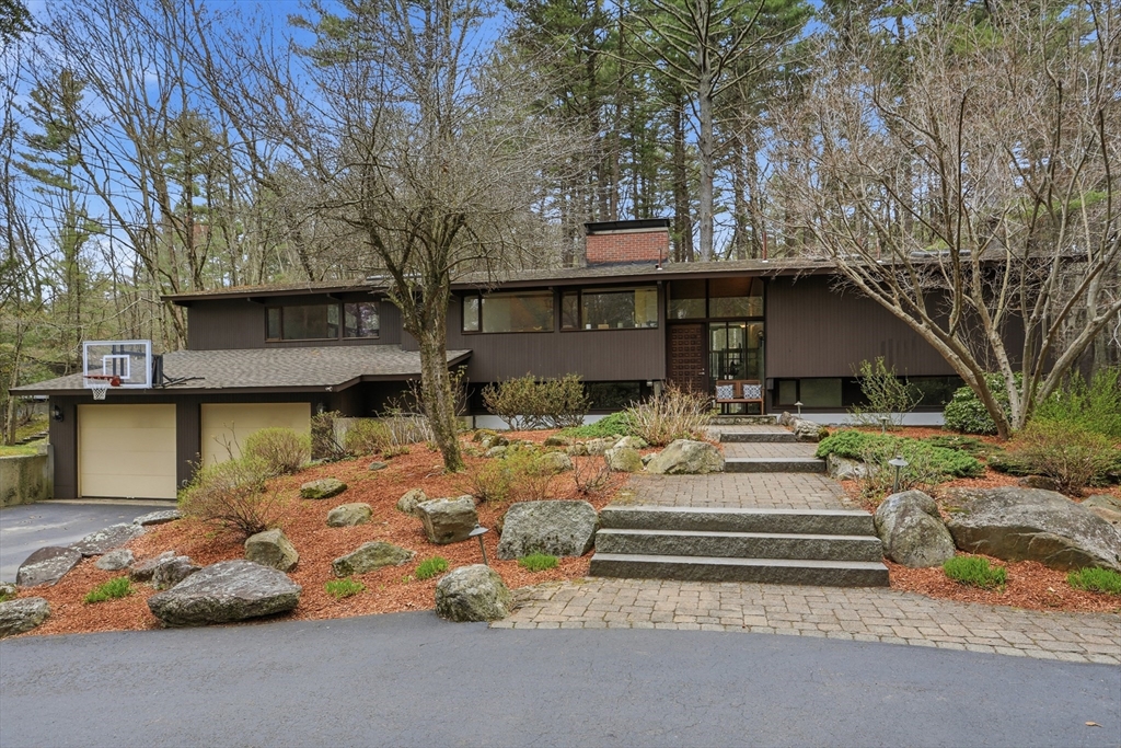 384 River Road Carlisle, MA 01741 - Photo 2 of 42
