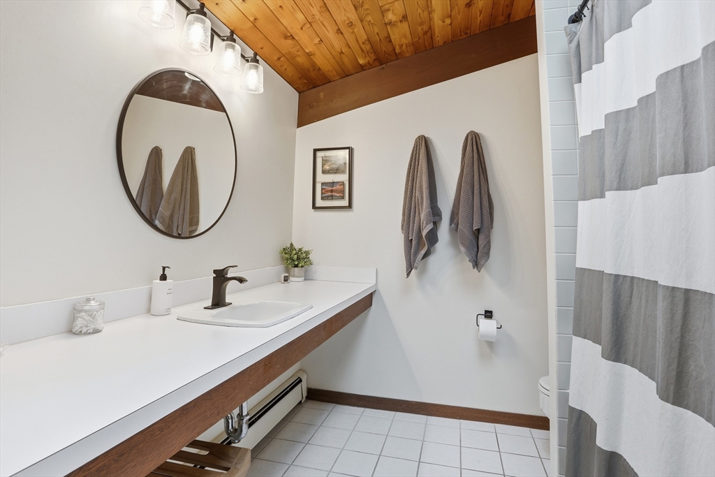 384 River Road Carlisle, MA 01741 - Photo 27 of 42