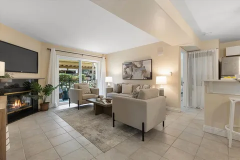 $625,000 | 6971 Ballena Way, Unit 2, Carlsbad, CA 92009