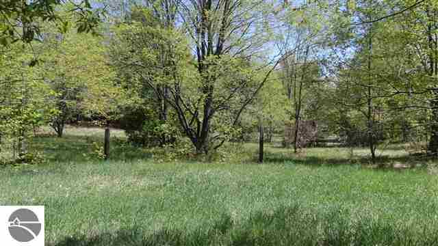 10683 17 Mile Road Cedar Springs, MI 49319 - Photo 20 of 44 1743098-19.JPG