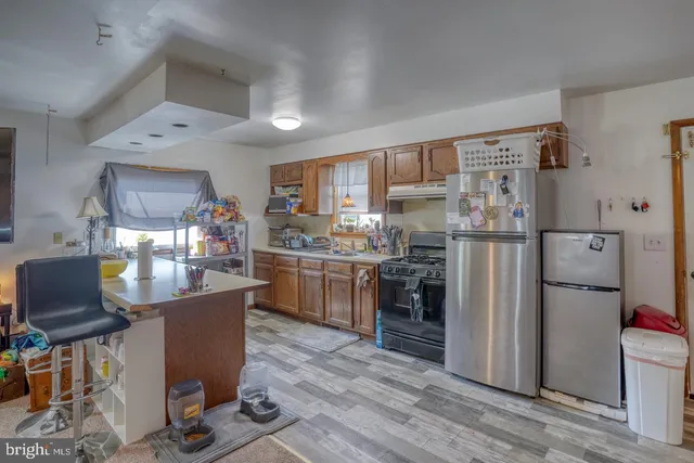 $305,000 | 6 North Railroad Avenue, Wyoming, DE 19934