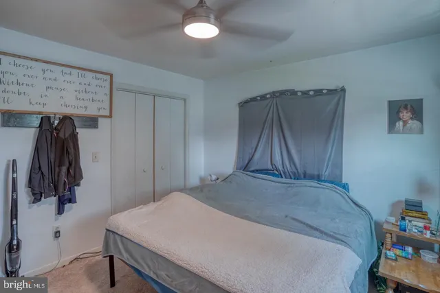 $305,000 | 6 North Railroad Avenue, Wyoming, DE 19934