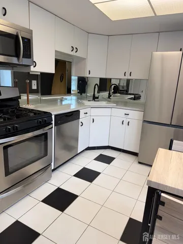 $474,999 | 125 Archery Court, Old Bridge, NJ 08857