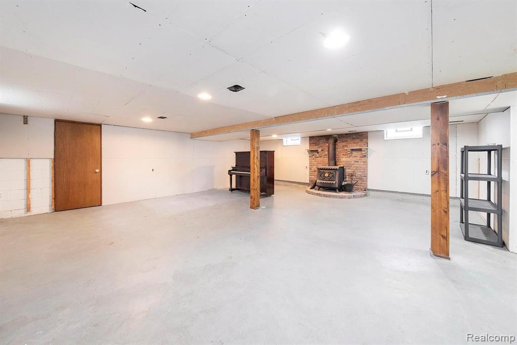 14748 Pennsylvania Road Southgate, MI 48195 - Photo 18 of 25 Gallery Image 18