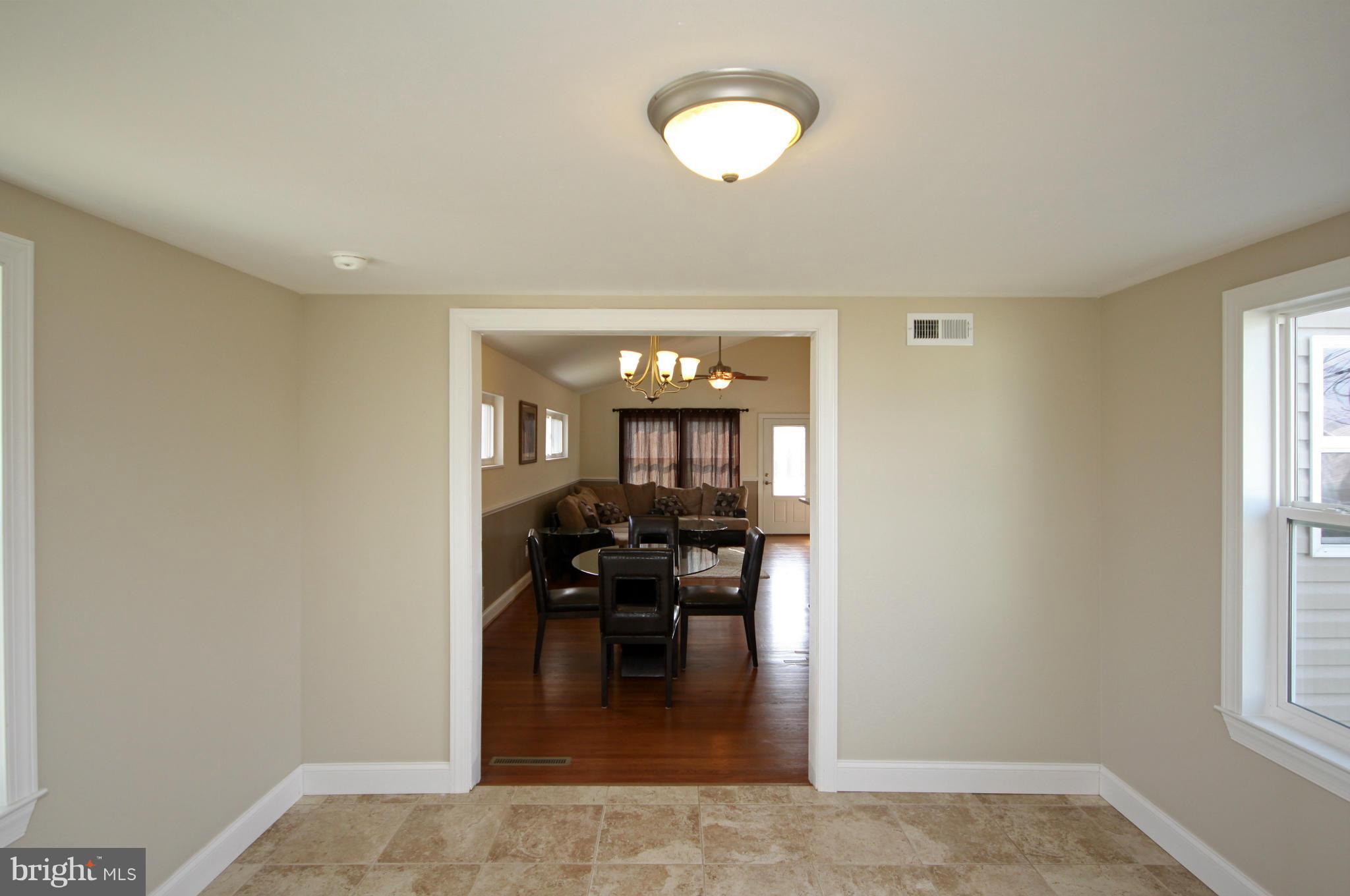 924 Prestwood Road Baltimore, MD 21228 - Photo 20 of 26 Interior (General)