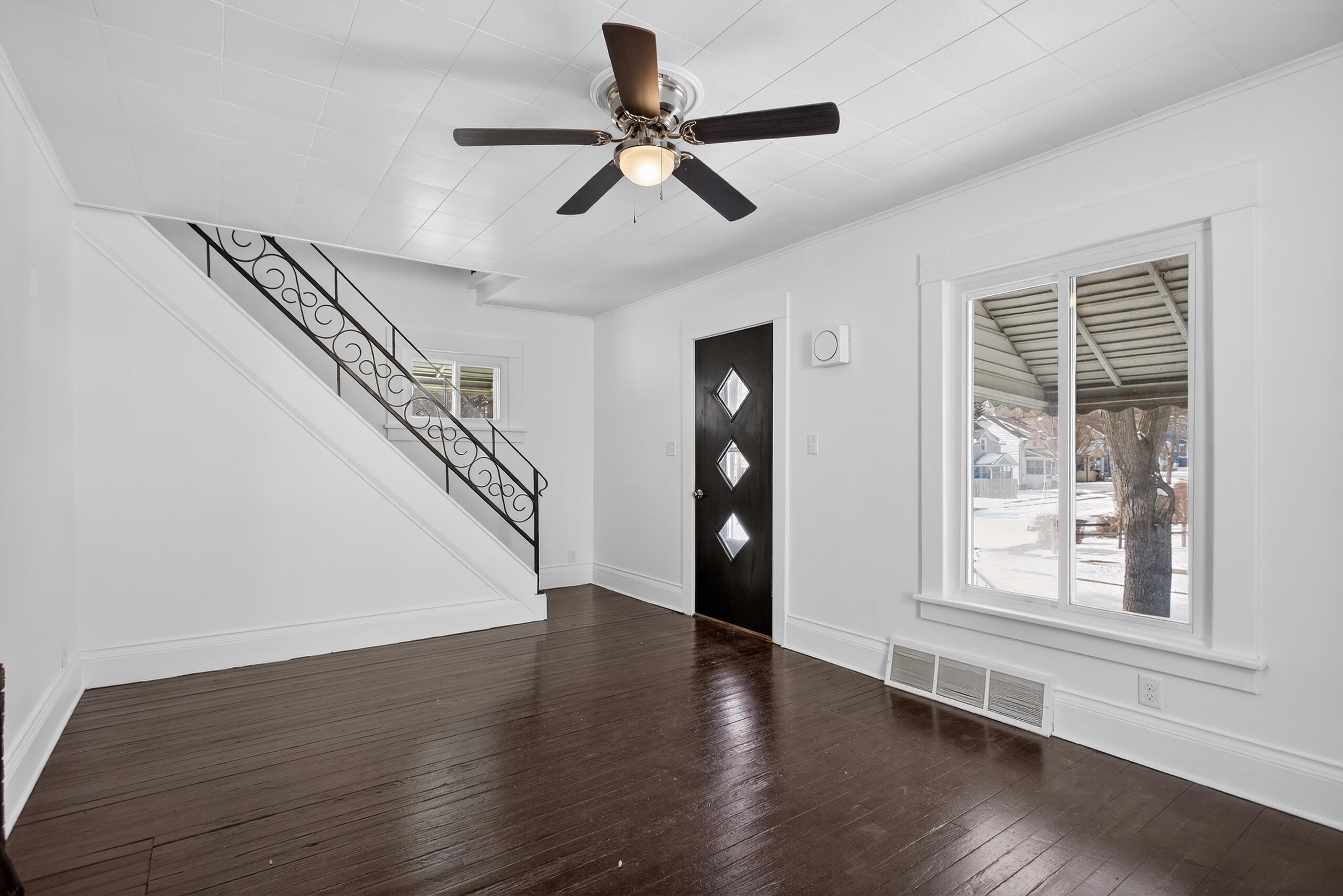 503 Gilbert Street Jackson, MI 49202 - Photo 14 of 45 014_0N0A7650