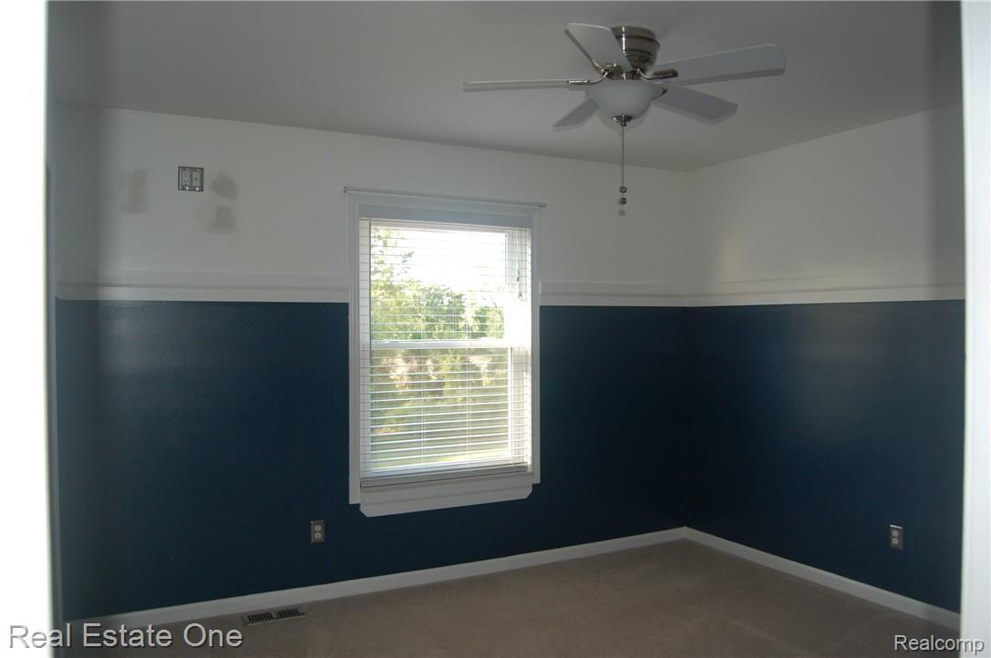 3499 Bauer Road Brighton, MI 48116 - Photo 18 of 29 Second Bedroom