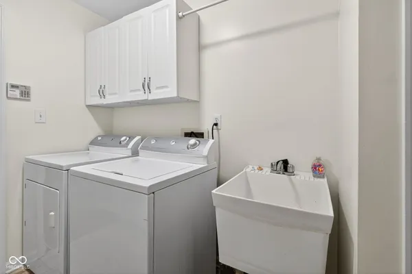 $289,900 | 5769 Spruce Knoll Court, Indianapolis, IN 46220