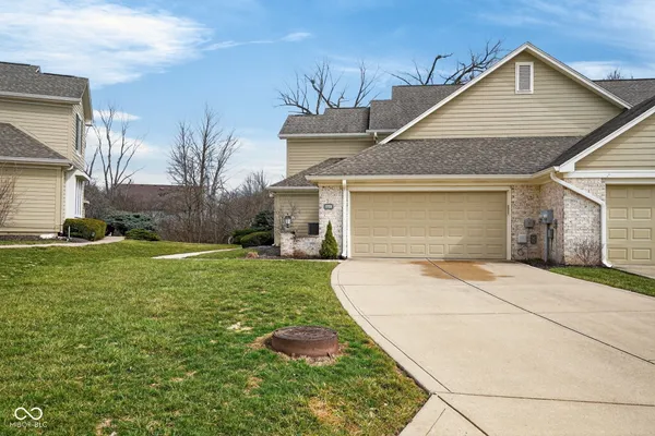 $289,900 | 5769 Spruce Knoll Court, Indianapolis, IN 46220