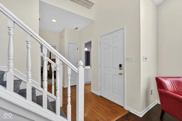 $289,900 | 5769 Spruce Knoll Court, Indianapolis, IN 46220