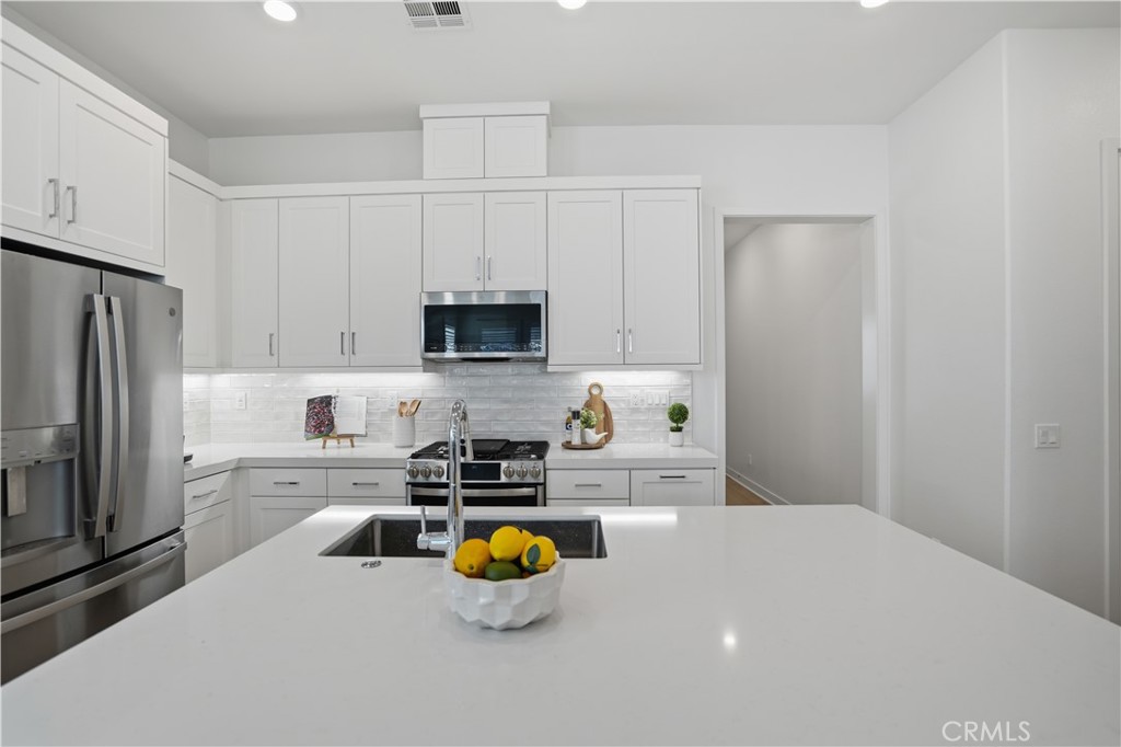 806 Sunrise Road Rancho Mission Viejo, CA 92694 - Photo 8 of 99