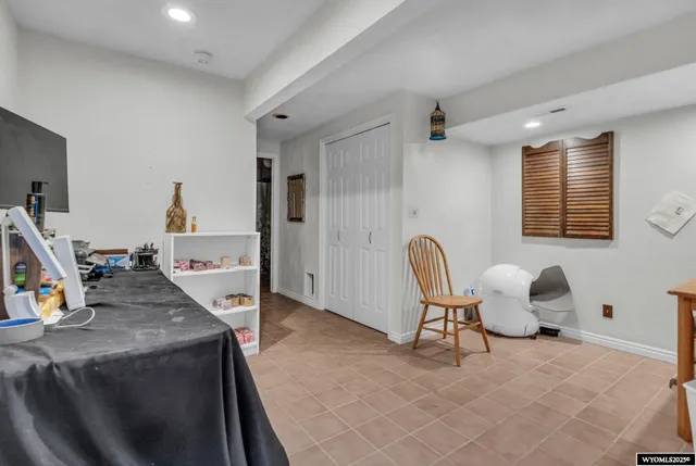 $325,000 | 842 Sundance Avenue, Evanston, WY 82930