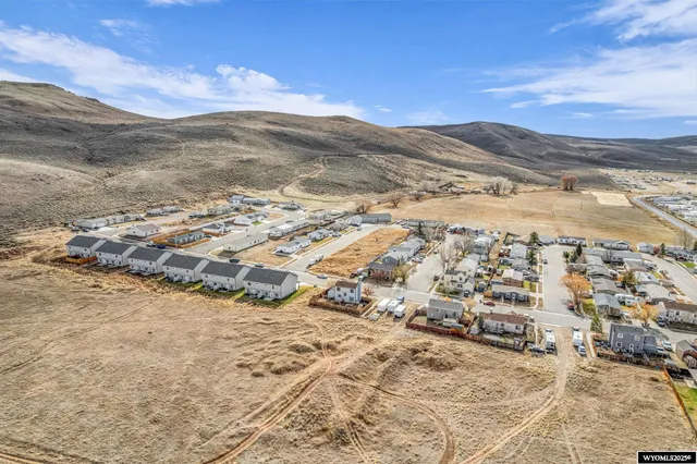 $325,000 | 842 Sundance Avenue, Evanston, WY 82930