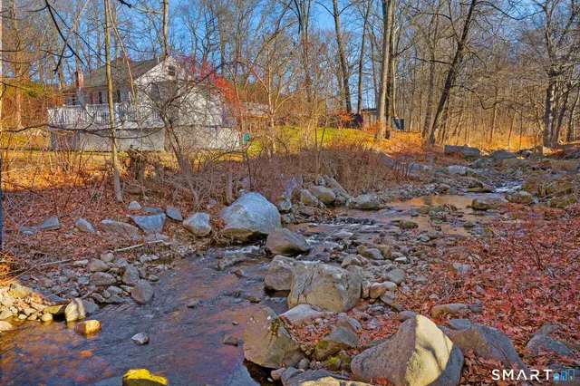 $175,000 | 701 Beacon Valley Road, Unit 25, Naugatuck, CT 06770